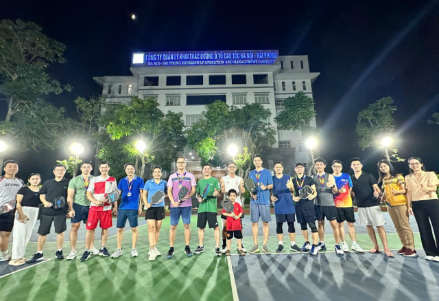 Công ty TNHH MTV Quản lý và Khai thác đường ô tô cao tốc Hà Nội - Hải Phòng tổ chức giải thi đấu Pickleball nội bộ lần 1 năm 2025