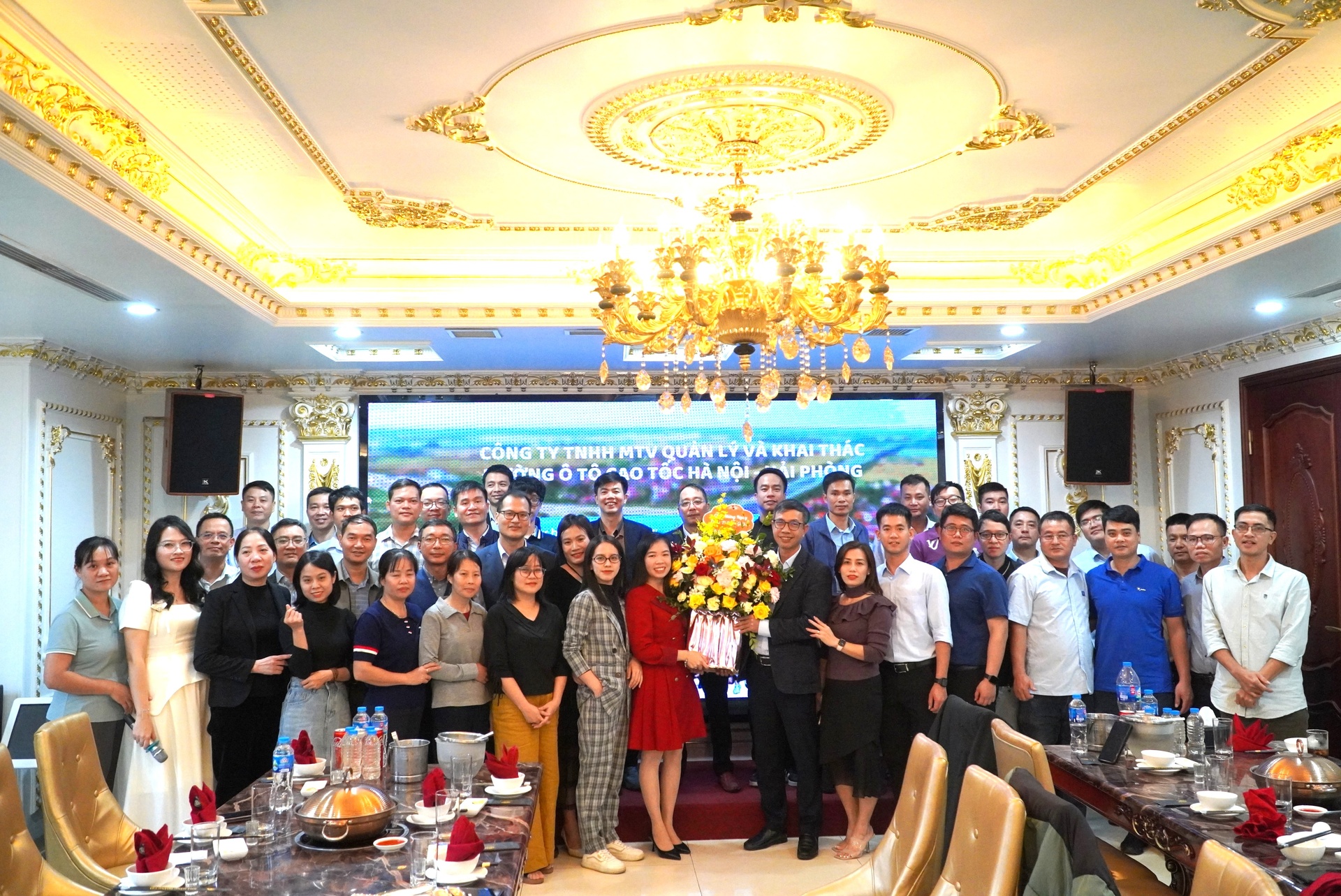 25.11.18.3.JPG (930 KB)