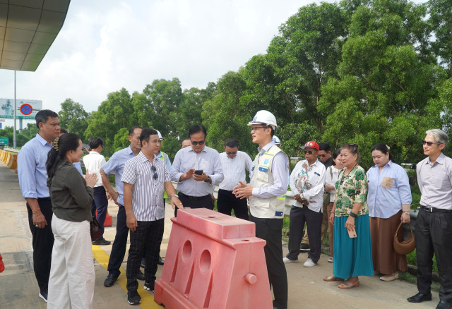 VIDIFI đón tiếp Đoàn công tác đến từ Cục Vận tải – Bộ Công chính và Vận tải Lào cùng Cục Đường bộ Việt Nam