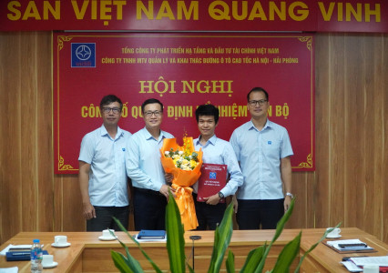 Hội nghị công bố quyết định bổ nhiệm cán bộ thuộc Công ty TNHH MTV Quản lý và Khai thác đường ô tô cao tốc Hà Nội – Hải Phòng