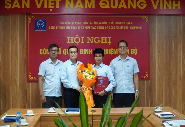 Hội nghị công bố quyết định bổ nhiệm cán bộ thuộc Công ty TNHH MTV Quản lý và Khai thác đường ô tô cao tốc Hà Nội – Hải Phòng
