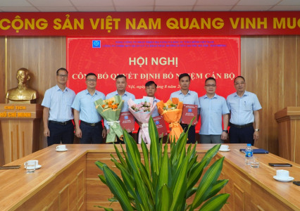 Hội nghị công bố quyết định bổ nhiệm cán bộ cấp Phòng, Trạm thu phí thuộc Công ty TNHH MTV Quản lý và Khai thác đường ô tô cao tốc Hà Nội - Hải Phòng năm 2026