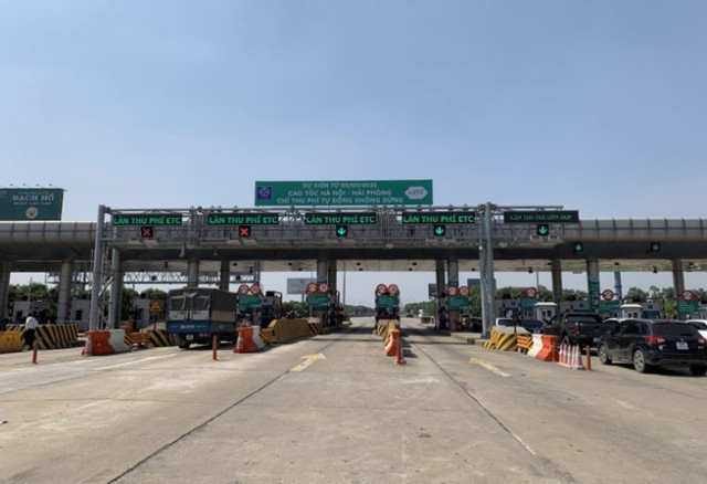 Những lỗi vi phạm liên quan thu phí không dừng người tham gia giao thông hay mắc phải khi đi trên cao tốc và mức phạt mới nhất