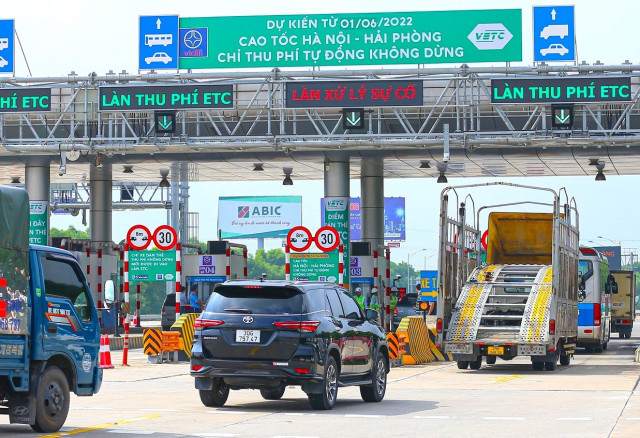 Kiểm soát xe quá tải trên cao tốc Hà Nội - Hải Phòng thế nào?