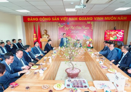 Gặp mặt đầu năm nhân dịp đón Tết Nguyên đán Giáp Thìn 2024