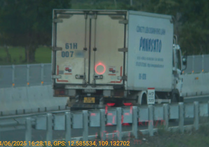 Hàng loạt tài xế dính phạt vì kiểu đi gây khó chịu trên cao tốc