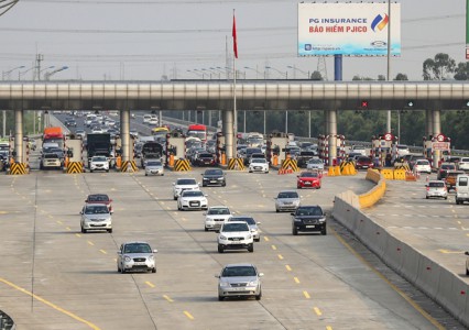 Những điều cần biết khi lưu thông trên đường ô tô cao tốc Hà Nội - Hải Phòng