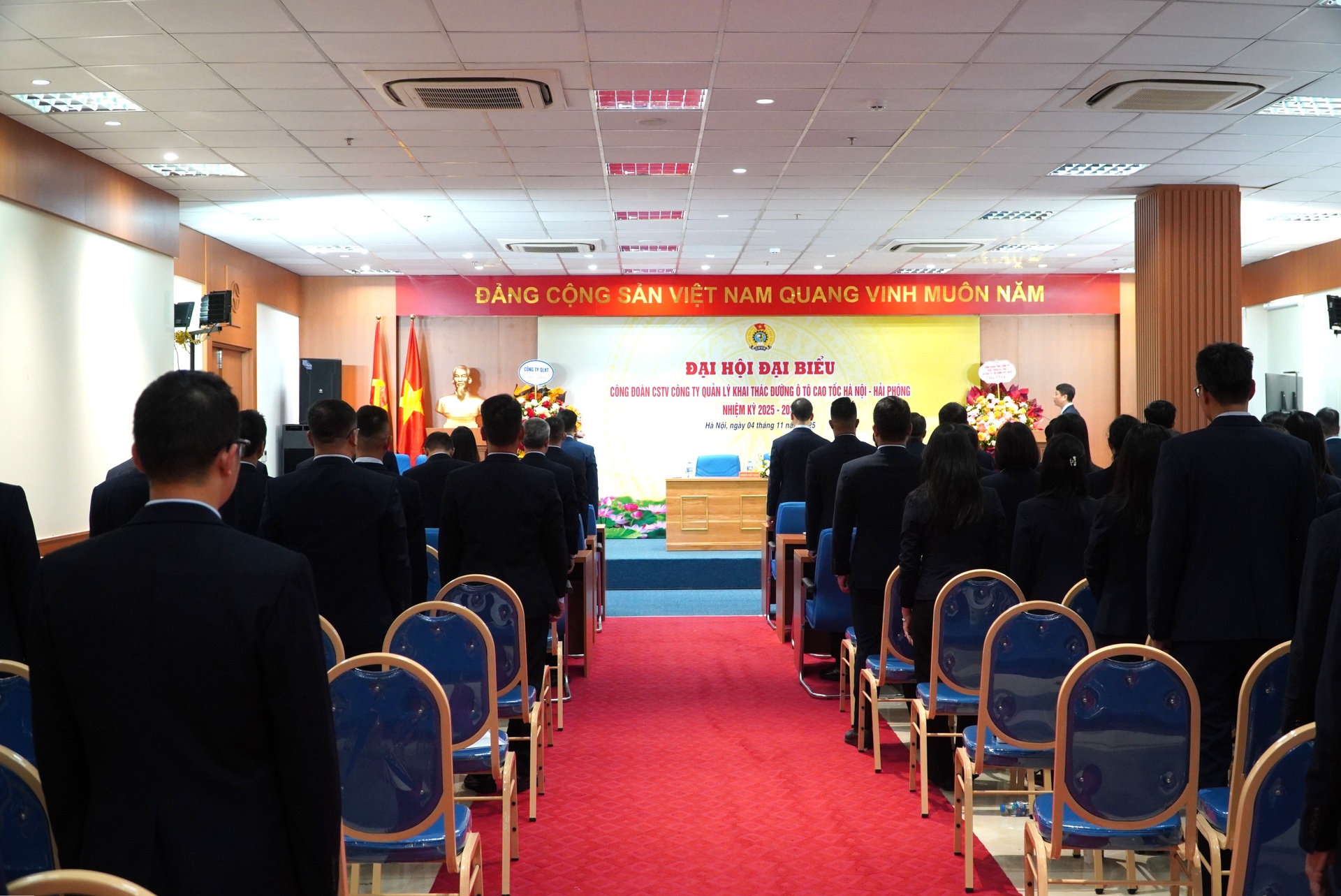 25.10.04.daihoicongdoan23.JPG (658 KB)