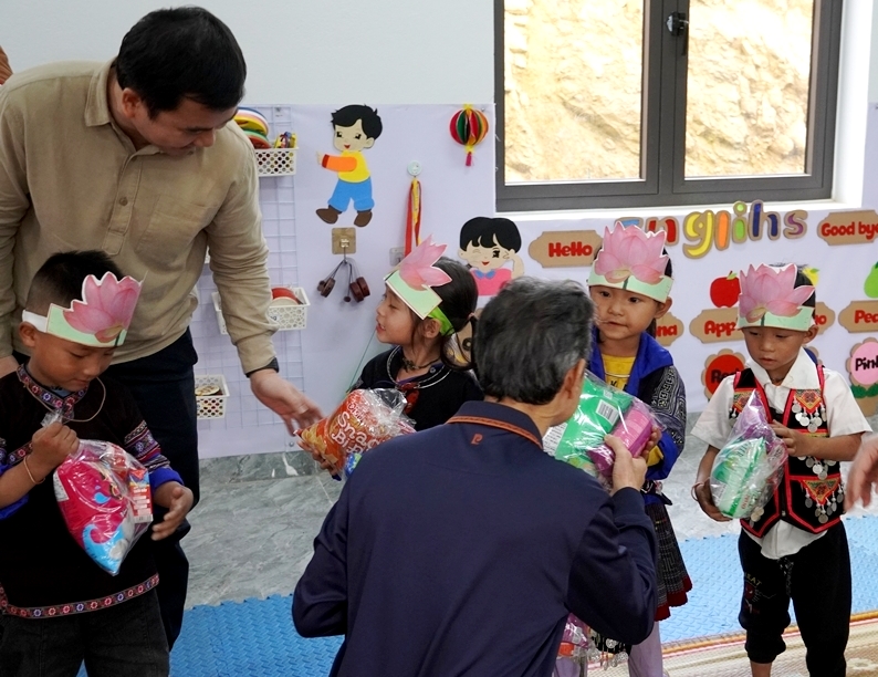 25.11.15.KtTruong11.jpg (419 KB)