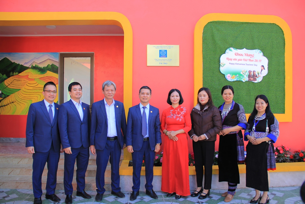 25.11.15.KtTruong19.jpg (330 KB)