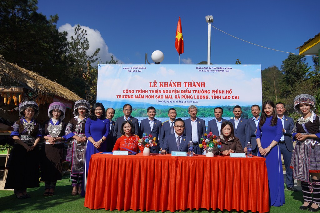 25.11.15.KtTruong34.jpg (203 KB)