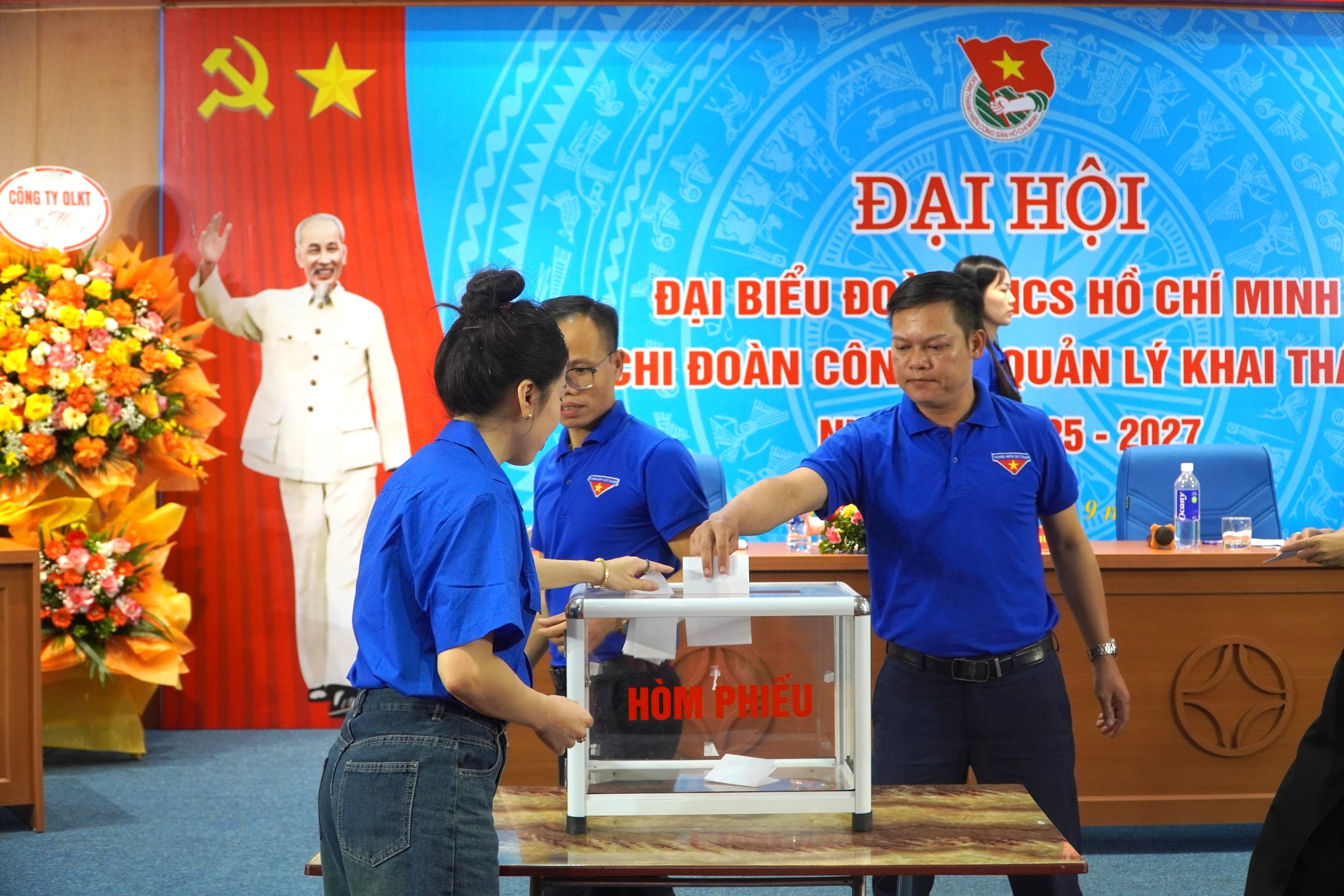 25.9.3.daihoichidoanCty11.JPG (749 KB)