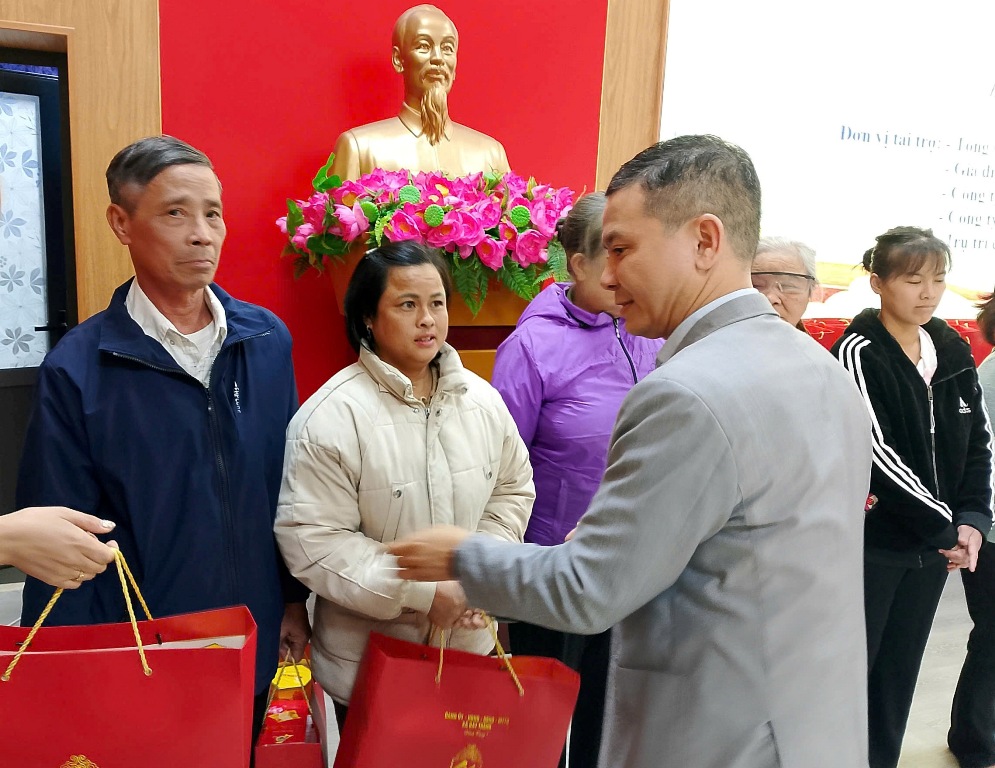 26.1.29.BatTrang12.jpg (209 KB)