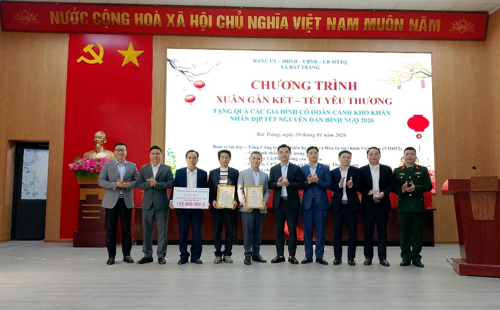 26.1.29.BatTrang9.jpg (195 KB)