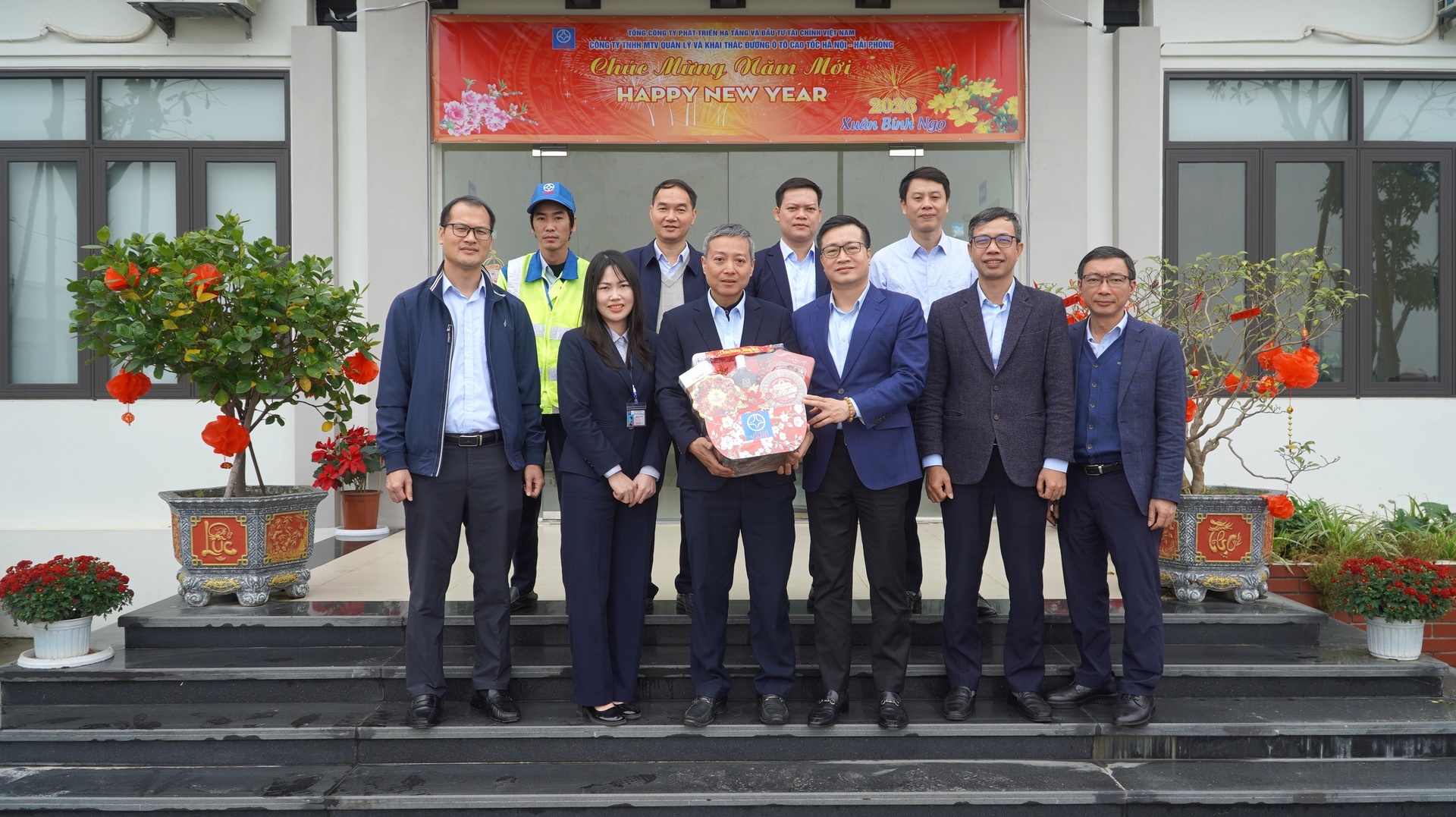 260212.02.JPG (689 KB)