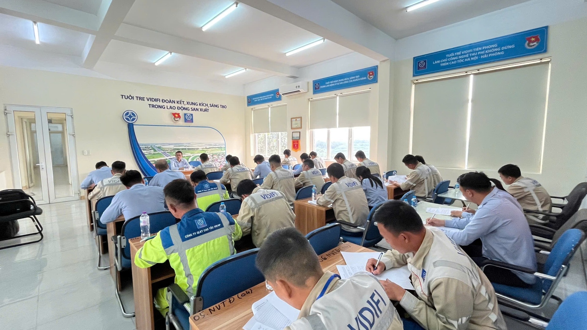 260414.02.jpg (586 KB)