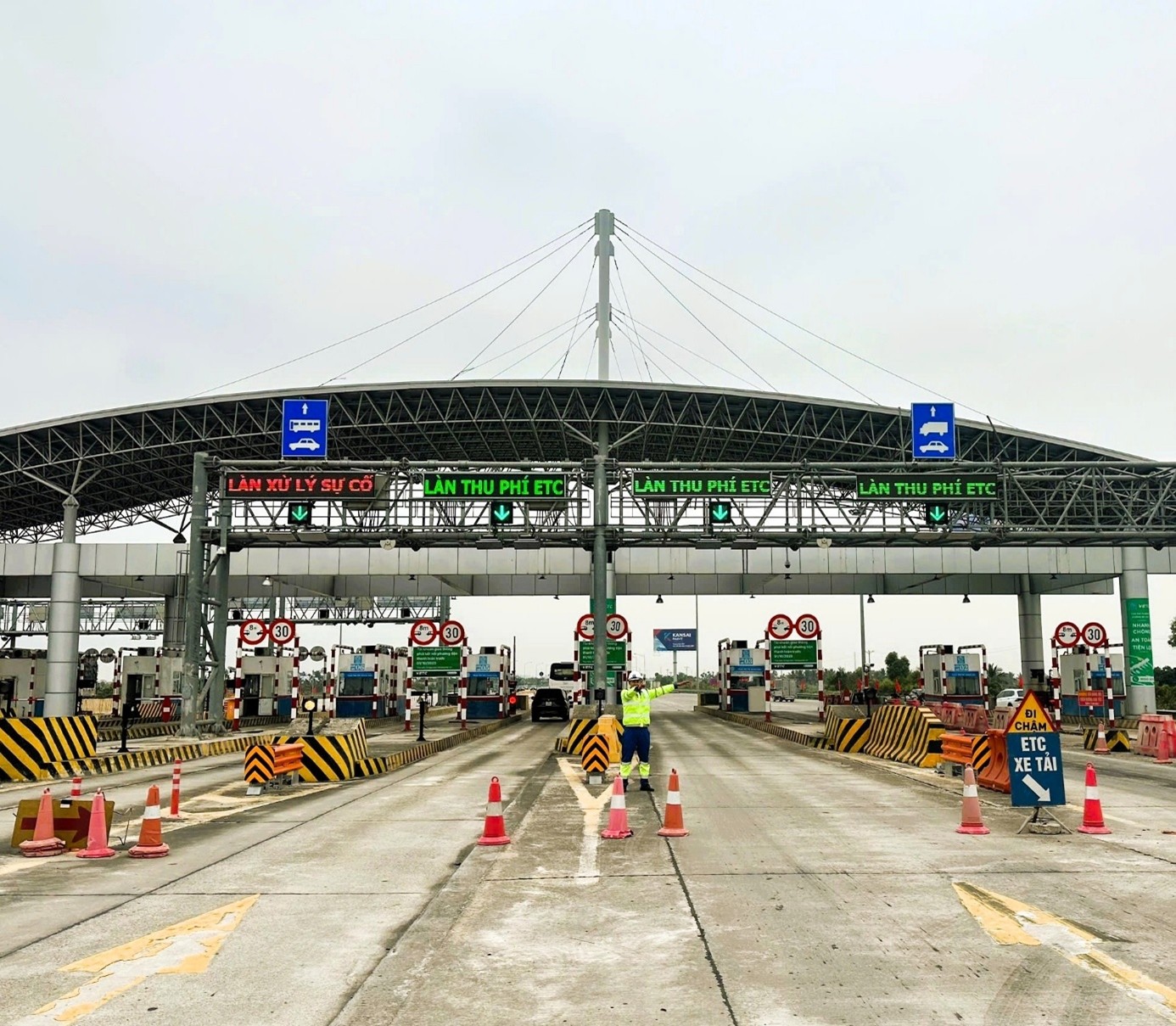 PQLVH.7.jpg (419 KB)