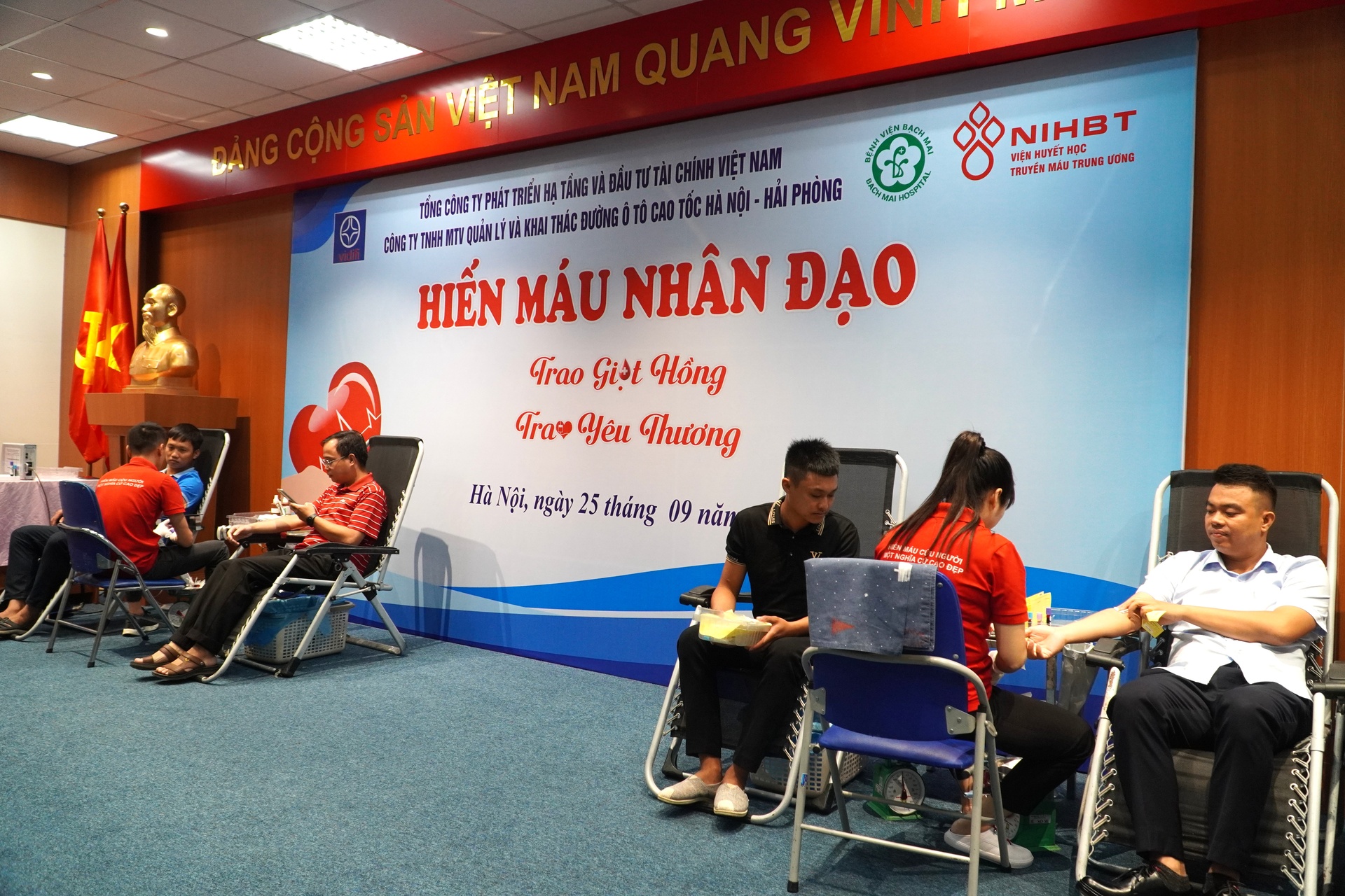 hienmautinhnguyen2025.12.JPG (809 KB)