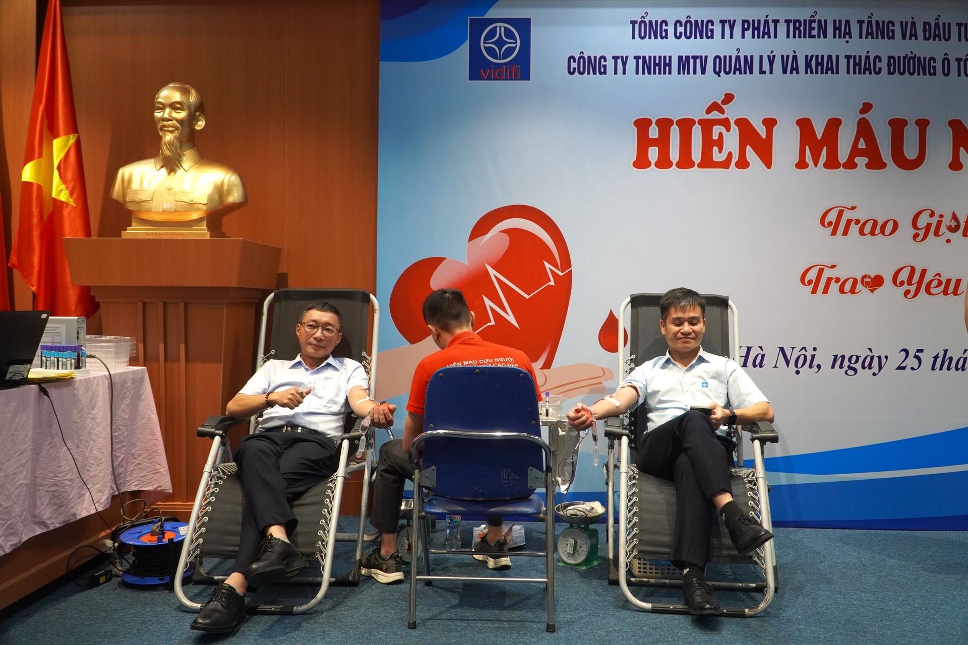 hienmautinhnguyen2025.18.JPG (725 KB)