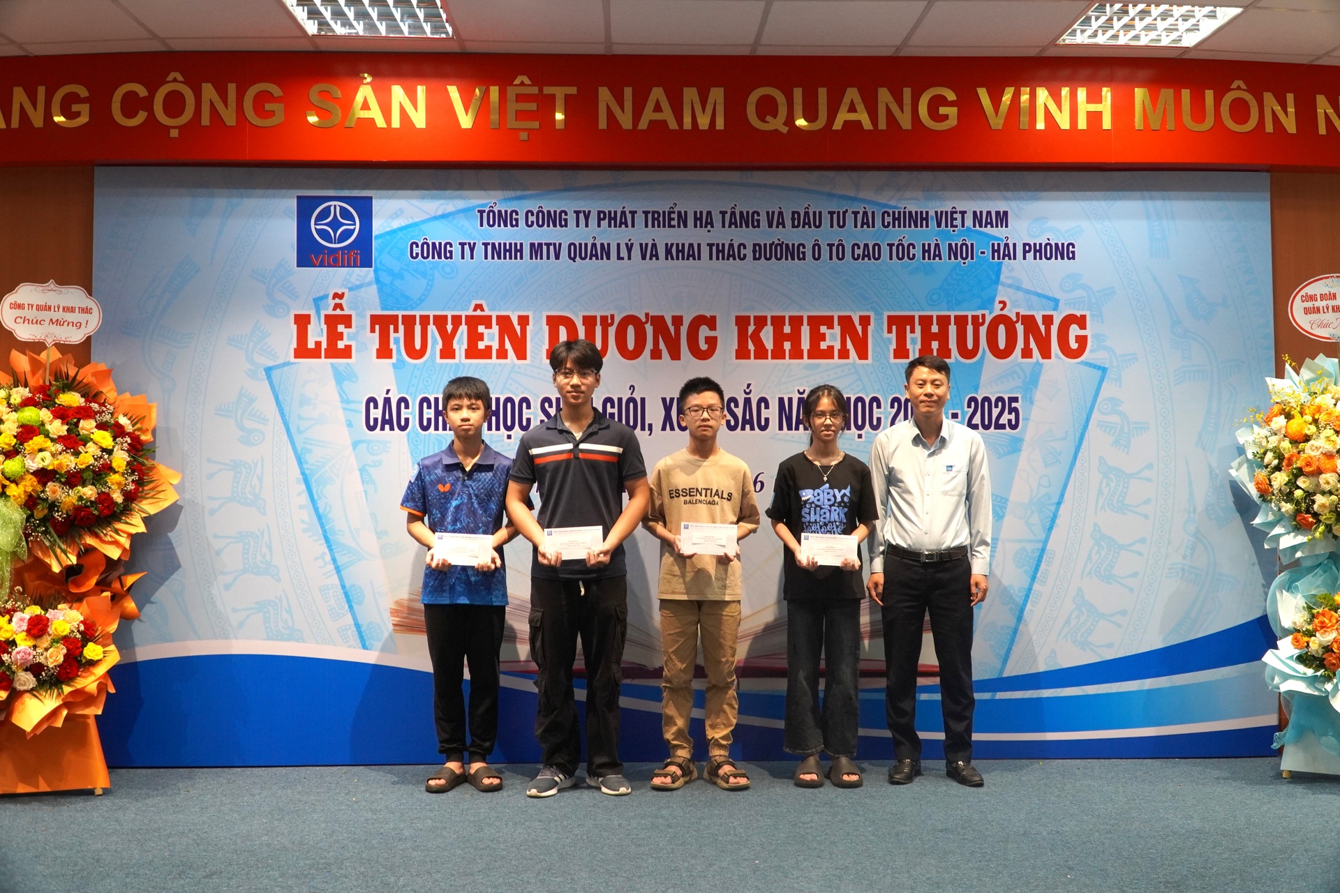 tuyenduongHSG2025.4.JPG (836 KB)